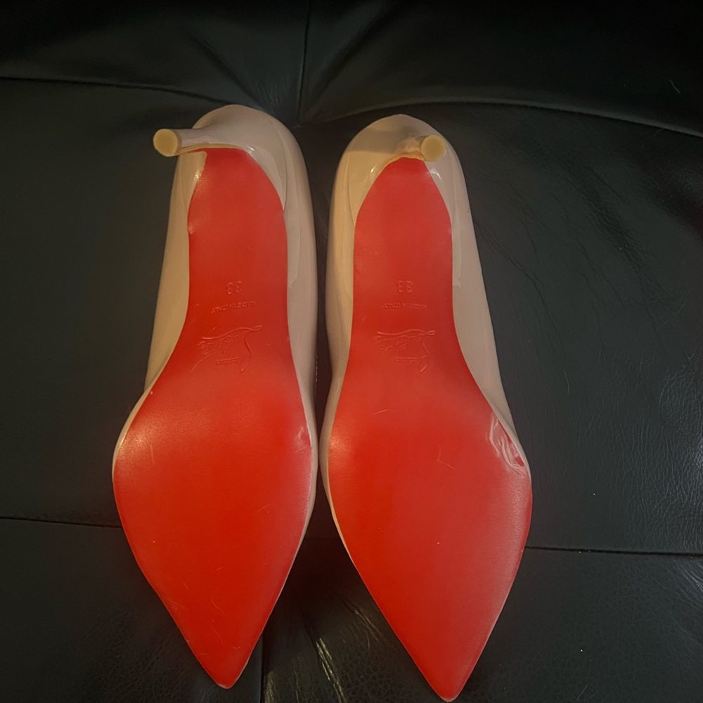 Elegant Nude Pumps with Red Soles
